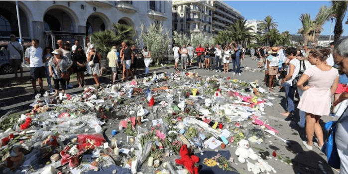 LensaHukum.co.id - Tragedi Paris - Pelaku Tragedi Truk Maut Perancis Beragama Muslim