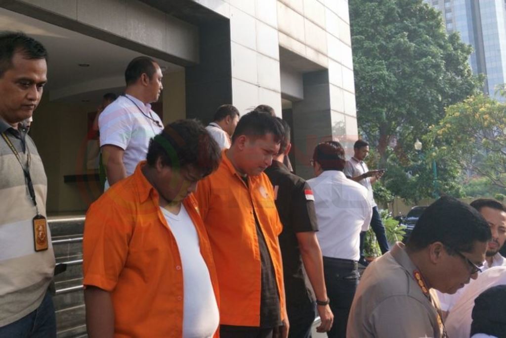LensaHukum.co.id - DPR RI 2. 5 Fakta Dari Rekonstruksi Kasus Peluru Nyasar ke Gedung DPR 1 - 5 Fakta Dari Rekonstruksi Kasus Peluru Nyasar ke Gedung DPR