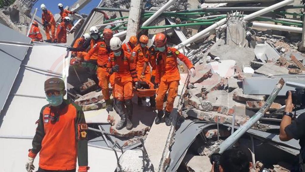 LensaHukum.co.id - Menteri Kesehatan Laksanakan Penanganan Psikis untuk Korban Gempa Palu 1 - Menteri Kesehatan Laksanakan Penanganan Psikis untuk Korban Gempa Palu