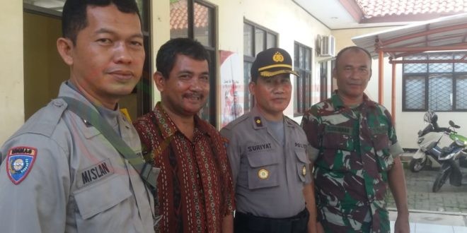 LensaHukum.co.id - IMG 20190418 WA0045 660x330 - Penyerahan Kotak Suara Dari Beberapa TPS ke Kelurahan Kebalen