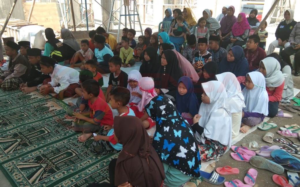 LensaHukum.co.id - Polres Cilegon Laksanakan Jum’at Berbagi dan Safari Bhakti Kesehatan 4 - Polres Cilegon Laksanakan Jum’at Berbagi dan Safari Bhakti Kesehatan