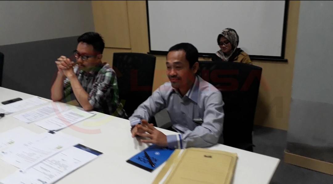 LensaHukum.co.id - Sidang Ke 8 di BPSK Tangsel PT. AFI Selalu Mengulur Waktu 2 - Sidang Ke-8 di BPSK Tangsel, PT. AFI Selalu Mengulur Waktu