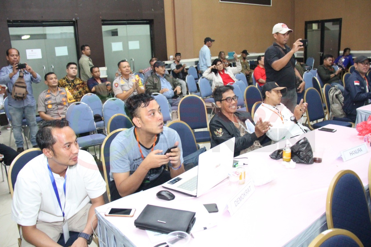 LensaHukum.co.id - IMG 20190517 WA0043 - Kapolsek Metro Pulogadung Pimpin Pengamanan Rapat Pleno Personil TNi  Polri DiSiagakan