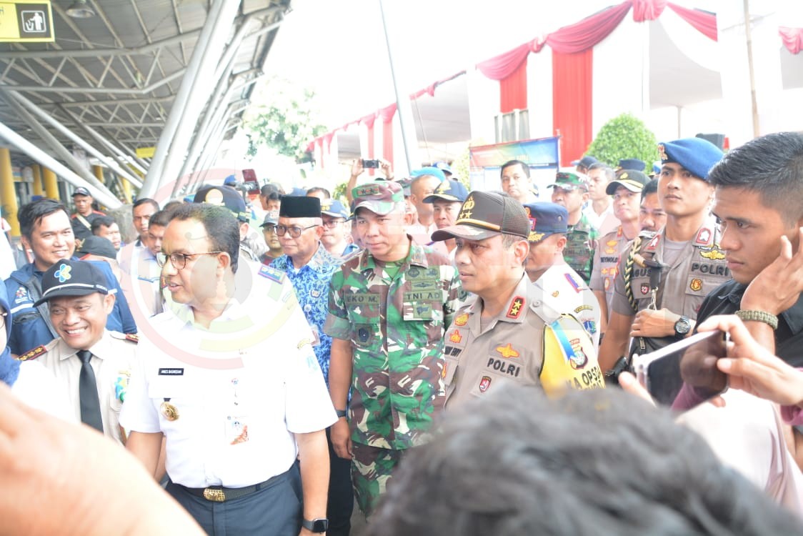 LensaHukum.co.id - IMG 20190601 WA0198 - Gubernur Anis Baswedan Cek Kesiapan dan Pengamanan Arus Mudik di Terminal Kampung Rambutan