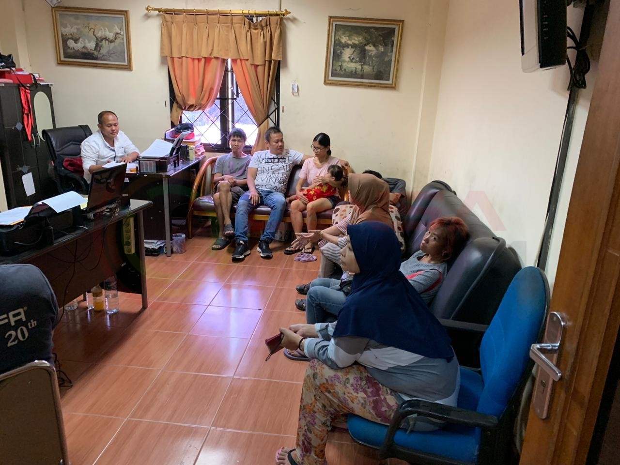 LensaHukum.co.id - IMG 20190709 WA0108 - Reskrim Polsek Tambora Berhasil Menemukan Yuliana Anak Berusia 2 Tahun