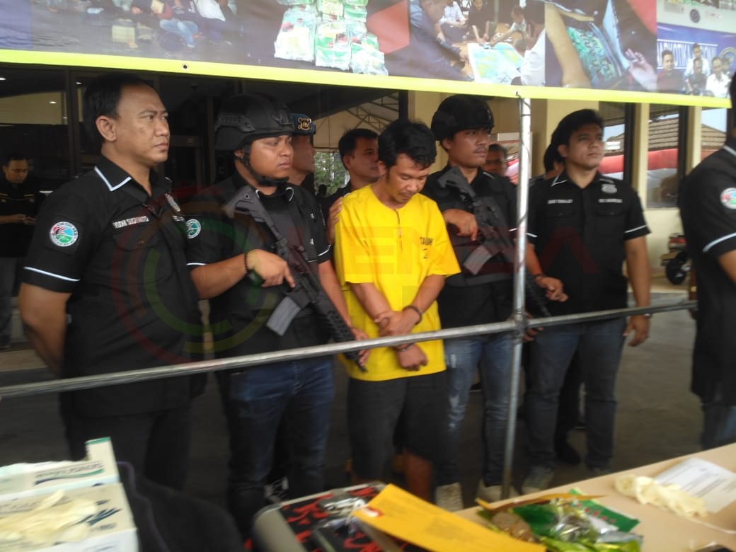 LensaHukum.co.id - IMG 20190806 WA0023 - Sat Reserse Narkoba Polres Metro Jakarta Utara Berhasil Menggagalkan Peredaran 10 KG Jenis Sabu