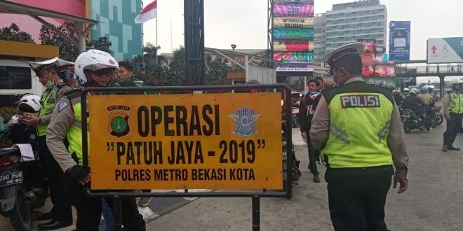 LensaHukum.co.id - IMG 20190905 WA0120 660x330 - Operasi Patuh Jaya Polres Bekasi Berjalan Tertib Bersama Wakasat Lantas