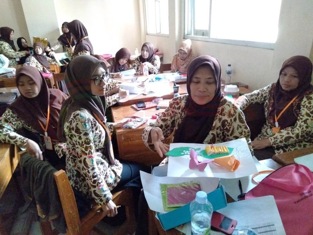 LensaHukum.co.id - IMG 20191008 WA0134 - Himpaudi Kabupaten Tegal Tingkatkan Kompetensi Guru Paud Melalui Diklat Berjenjang