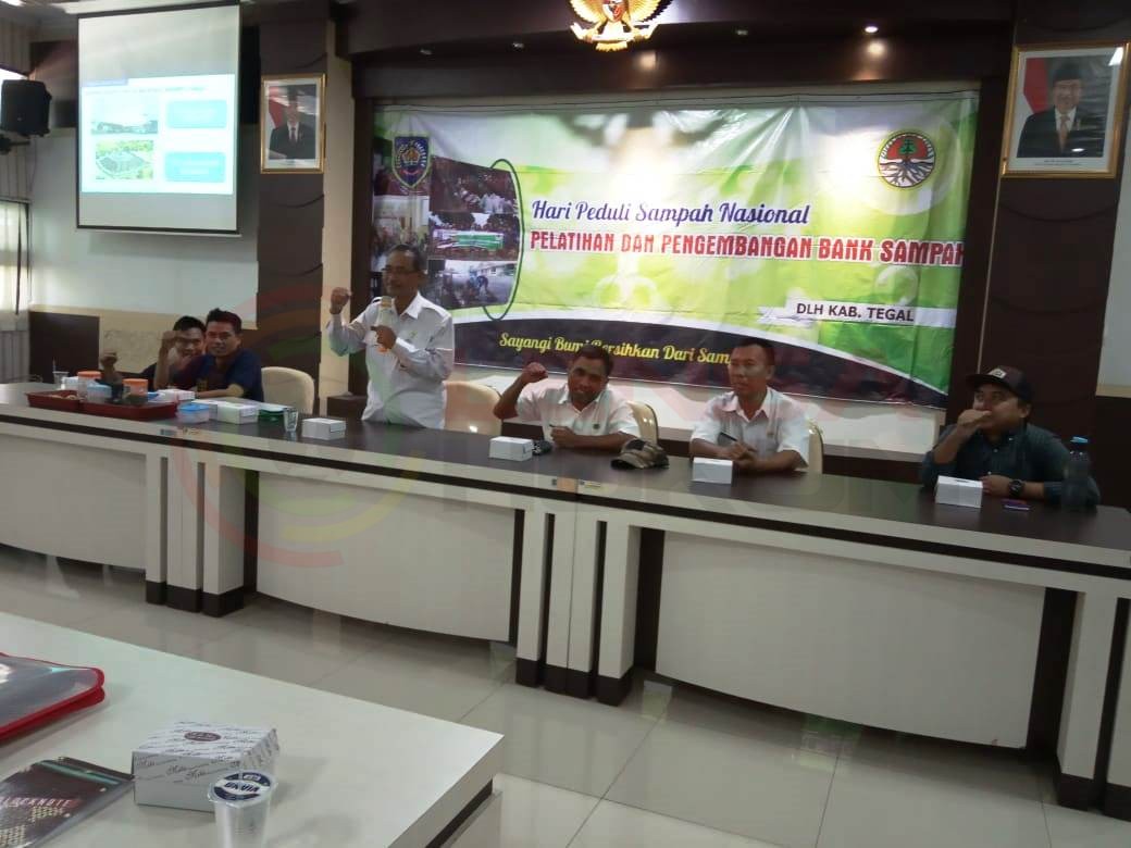 LensaHukum.co.id - IMG 20191010 WA0042 - Dinas Lingkungan Hidup Kabupaten Tegal Gelar Pelatihan Dan Pengembangan Bank Sampah