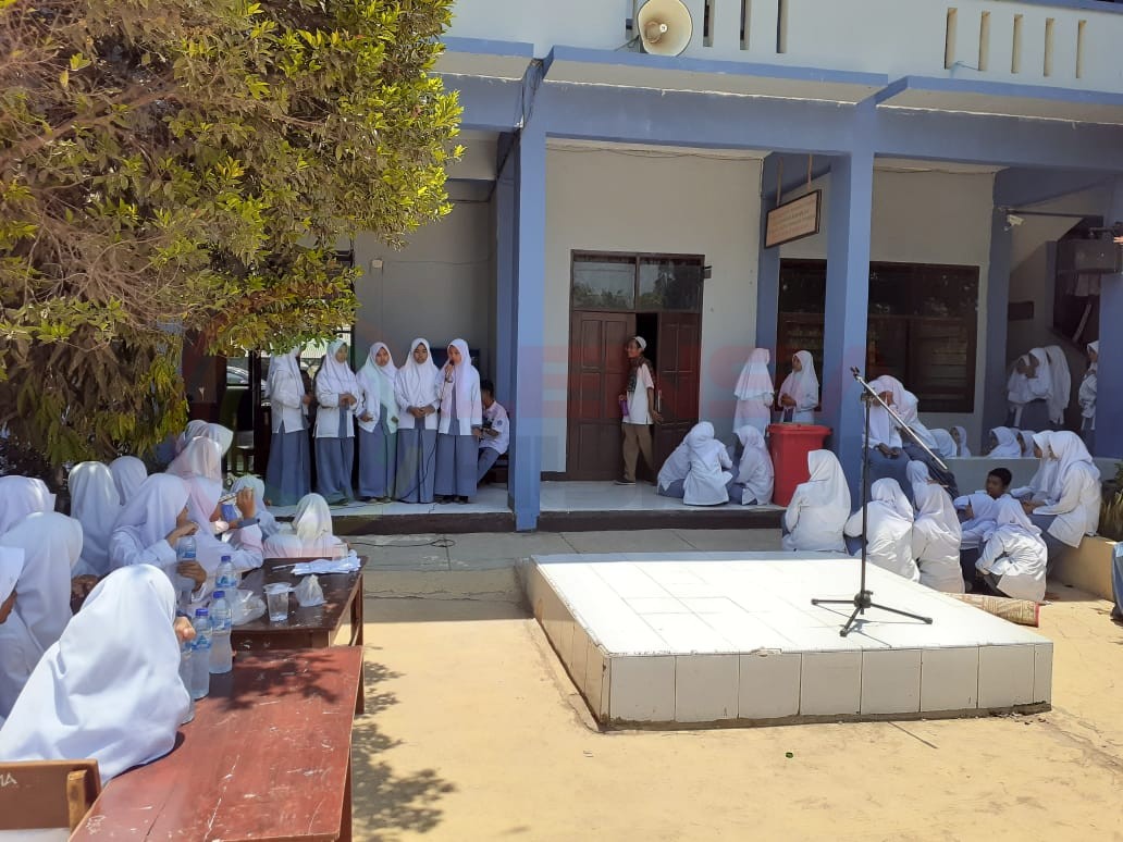 LensaHukum.co.id - IMG 20191022 WA0092 - Keunikan SMAN 1 Batujaya Dalam Memberikan Pengajaran Dan Himbauan Dan Prestasinya