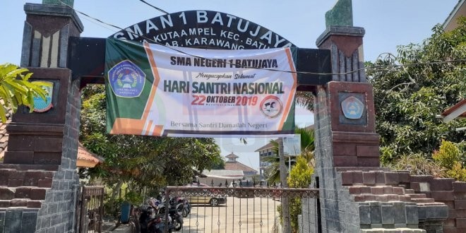 LensaHukum.co.id - IMG 20191022 WA0093 660x330 - Keunikan SMAN 1 Batujaya Dalam Memberikan Pengajaran Dan Himbauan Dan Prestasinya