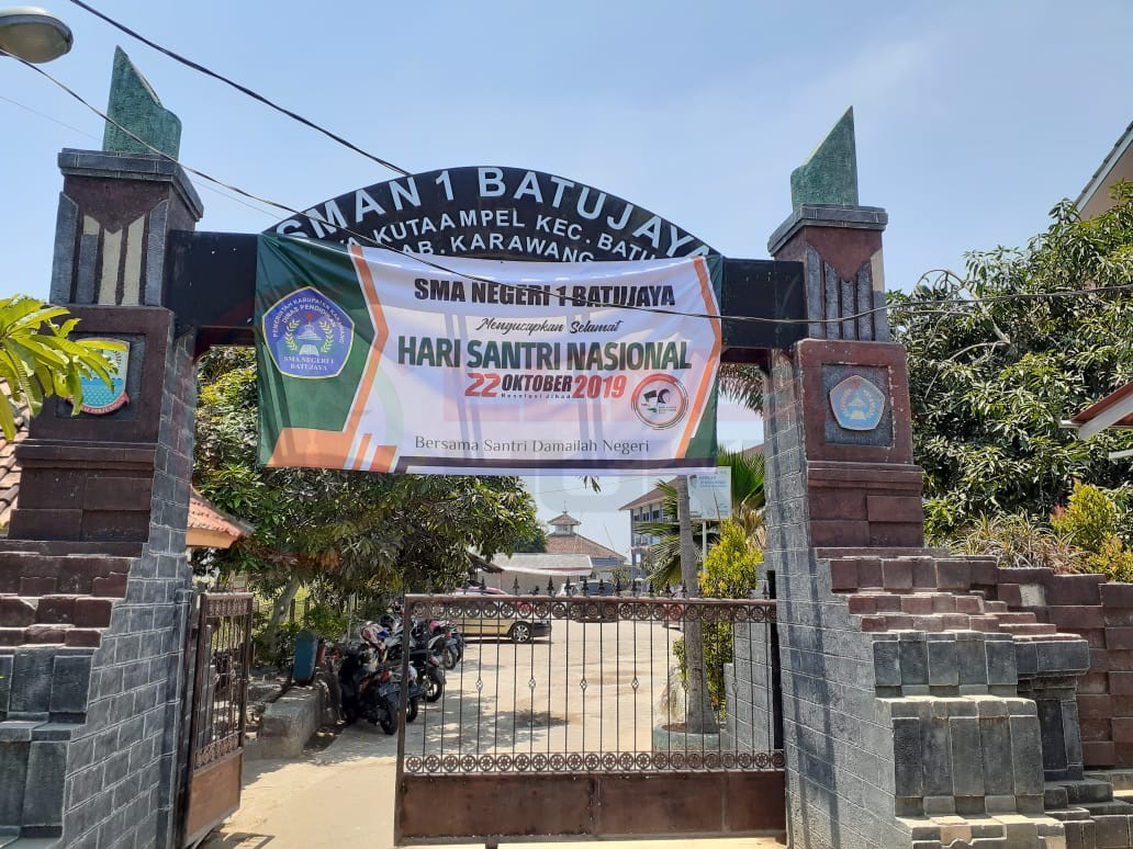 LensaHukum.co.id - IMG 20191022 WA0093 - Keunikan SMAN 1 Batujaya Dalam Memberikan Pengajaran Dan Himbauan Dan Prestasinya