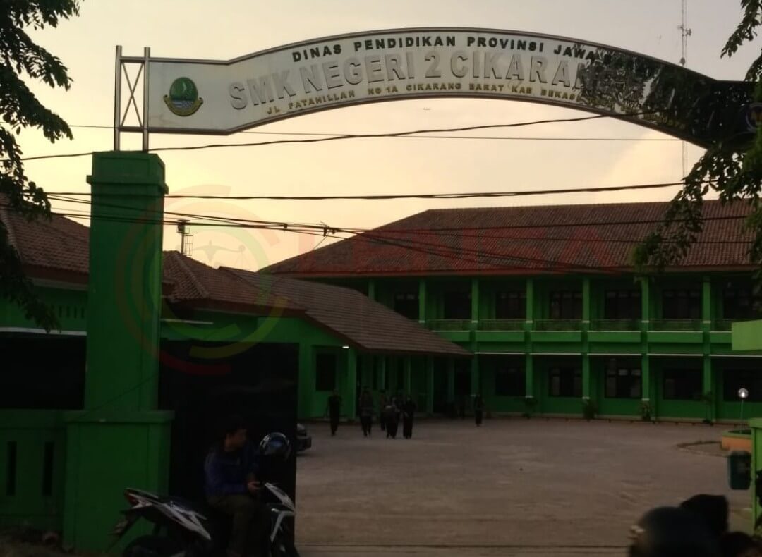 LensaHukum.co.id - Screenshot 20191002 191357 WhatsApp - Kades Kalijaya Keluhkan Warganya Tidak Masuk Zona Di SMK Negeri 2 Cikarang