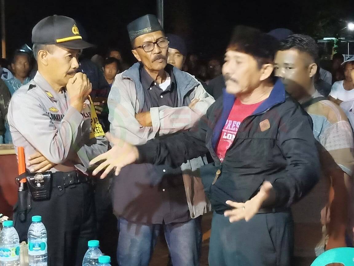 LensaHukum.co.id - IMG 20191110 WA0039 - Pilkades Desa Kalimo'ok Diwarnai Ketegangan