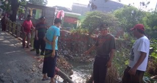 LensaHukum.co.id - IMG 20191129 WA0029 310x165 - Kades Wanajaya inginkan Dinas PUPR Kucurkan APBD Untuk Jembatan Desa Wanajaya