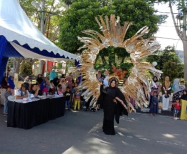 LensaHukum.co.id - Screenshot 20191209 015130 Gallery - Plt.Gubernur Aceh Meresmikan Pembukaan Lomba Gayo Art Carnival 2019