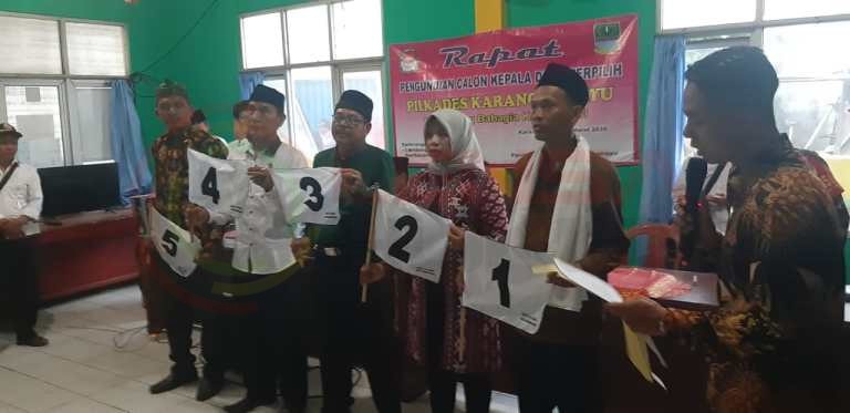 LensaHukum.co.id - IMG 20200321 WA0126 - Pengambilan Nomor Urut Calkades Karang Rahayu Di Gelar Hari Jumat