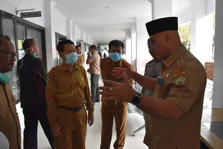 LensaHukum.co.id - IMG 20200324 WA0066 - Bupati Aceh Tengah Drs. Abubakar Tinjau RSUD Takengon Perkembangan Pencegahan Virus Corona Covid 19