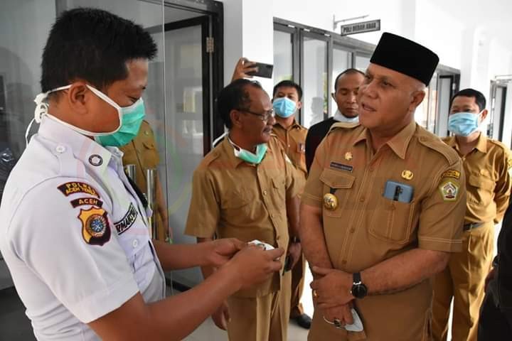 LensaHukum.co.id - IMG 20200324 WA0067 - Bupati Aceh Tengah Drs. Abubakar Tinjau RSUD Takengon Perkembangan Pencegahan Virus Corona Covid 19