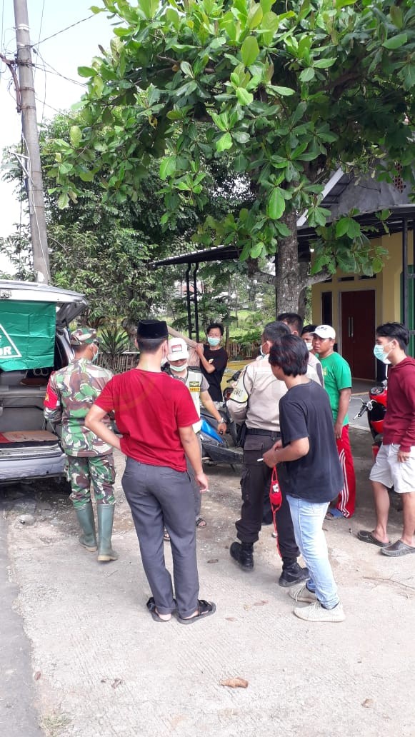 LensaHukum.co.id - IMG 20200325 WA0054 - Himbauan Pemdes Karang Mekar Cegah Penyebaran Virus Corona Covid 19