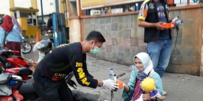 LensaHukum.co.id - Screenshot 20200517 220408 WhatsApp 660x330 - Lsm GMBI Bagikan 1000 Masker Dan Takjil