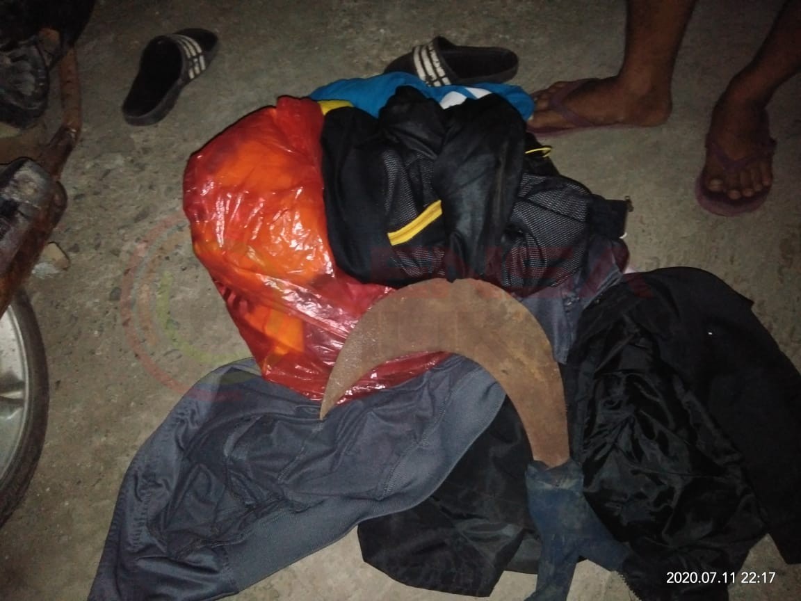 LensaHukum.co.id - IMG 20200712 WA0002 - Relawan Pasirsari Amankan Tiga Orang Membawa Senjata Tajam