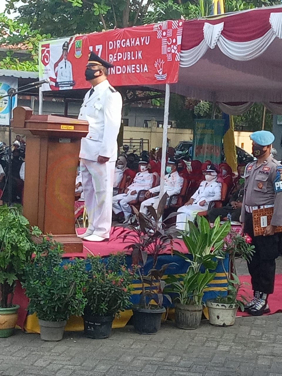 LensaHukum.co.id - IMG 20200817 WA0040 - Camat Kedung Waringin Pimpin Upacara Kenaikan Bendera Dihari HUT RI Ke 75