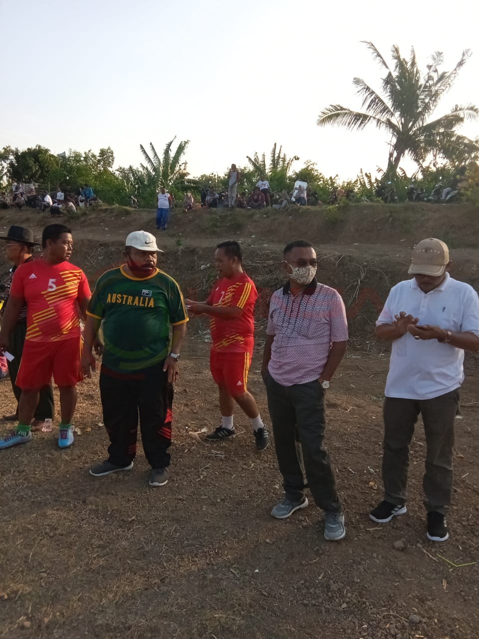 LensaHukum.co.id - IMG 20200905 WA0088 - Aparatur Desa Karang Mekar Dengan Aparatur Desa Jaya Adakan Pertandingan Sepakbola Persahabatan