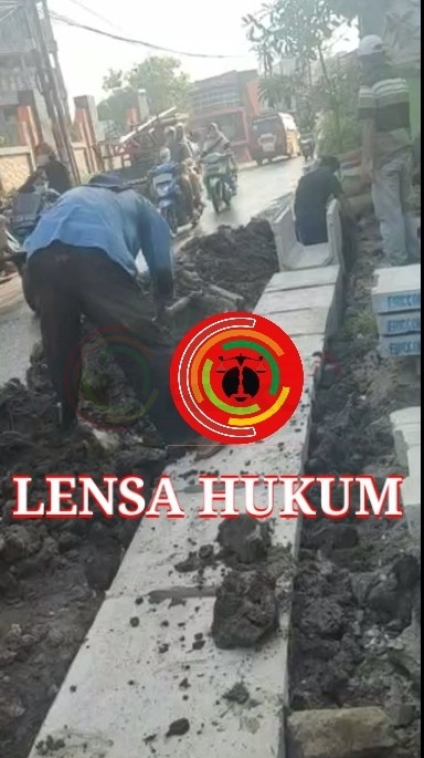 LensaHukum.co.id - Screenshot 20201018 140618 KineMaster - Proyek Pemasangan Udith Jalan Bosih Wanajaya Tidak Sesuai Spek dan RAB Diduga Pemborong Untung Besar
