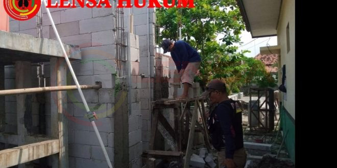 LensaHukum.co.id - Screenshot 20201202 210401 KineMaster 660x330 - Diduga Pembangunan WC SDN Bantarjaya 01 Kurangnya Pengawasan Dinas Terkait