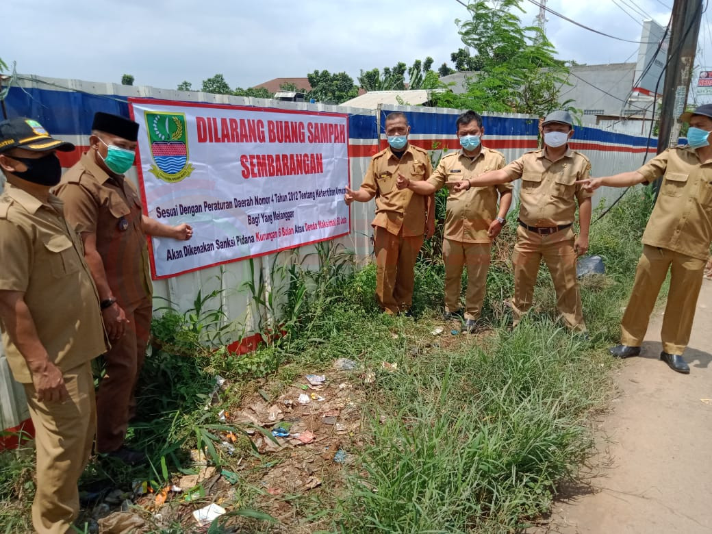 LensaHukum.co.id - IMG 20210126 WA0041 - Kades Lubang Buaya Geram Kepada Masyarakat Buang Sampah Sembarangan Dan Akan Di Tindak Tegas Jika Tertangkap Tangan