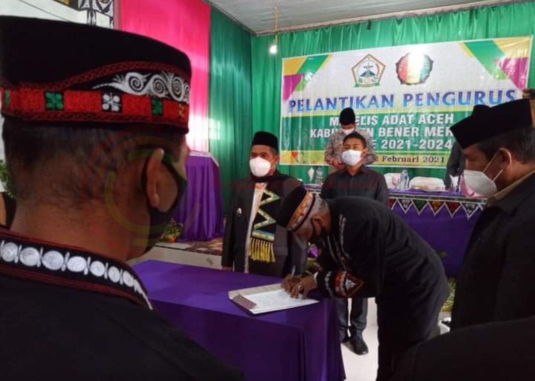 LensaHukum.co.id - Screenshot 20210205 233941 WhatsApp - Pemangku Adat Aceh Kabupaten Bener Meriah Dilantik