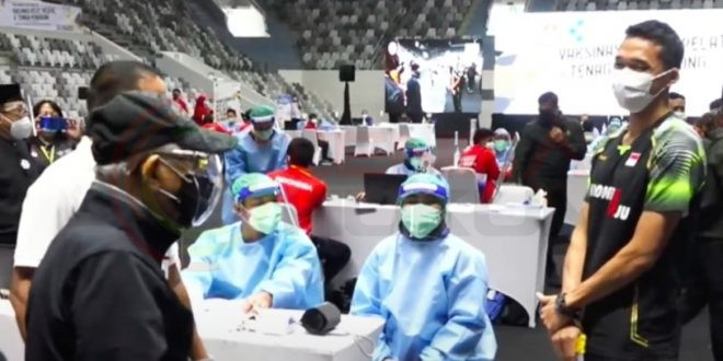 LensaHukum.co.id - Screenshot 20210226 182814 WhatsApp 660x330 - Wakil Presiden KH. Ma’ruf Amin Tinjau Vaksinasi Atlit dan Pelatih di Istora Senayan Jakarta