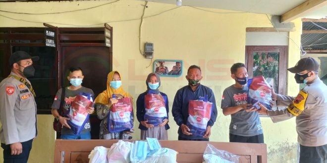 LensaHukum.co.id - IMG 20210731 WA0032 660x330 - Polsek Baldo Salurkan Bantuan Pemerintah