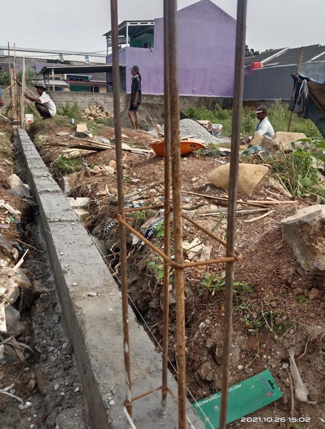 LensaHukum.co.id - Screenshot 20211028 205210 WhatsApp - Proyek Kegiatan Distarkimtan Diduga Asal Jadi Pengawas Dan Konsultan Tutup mata 