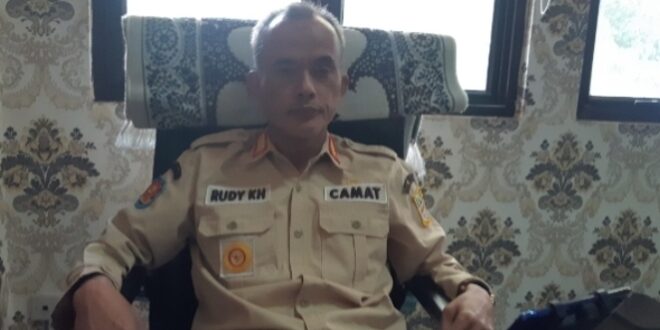 LensaHukum.co.id - Screenshot 20211119 051827 Samsung Internet 660x330 - Camat Babelan Rudi Khairuddin Mengapresiasi Terciptanya Pelayanan Berbasis Online Di Kelurahan Bahagia