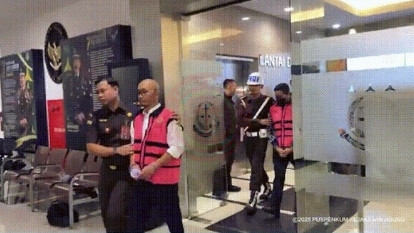 LensaHukum.co.id - Screenshot 20250301 102731 Samsung Internet - Kejagung Menetapkan Tersangka Dirut Pertamina Dan Komisaris Oplos Pertalite Menjadi Pertamax